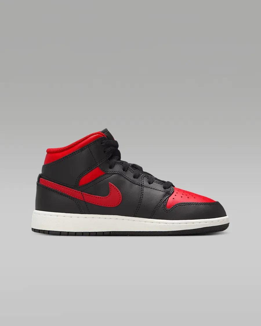 Кросівки Nike Air Jordan 1 Mid DQ8423-067