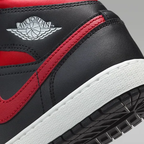 Кросівки Nike Air Jordan 1 Mid DQ8423-067