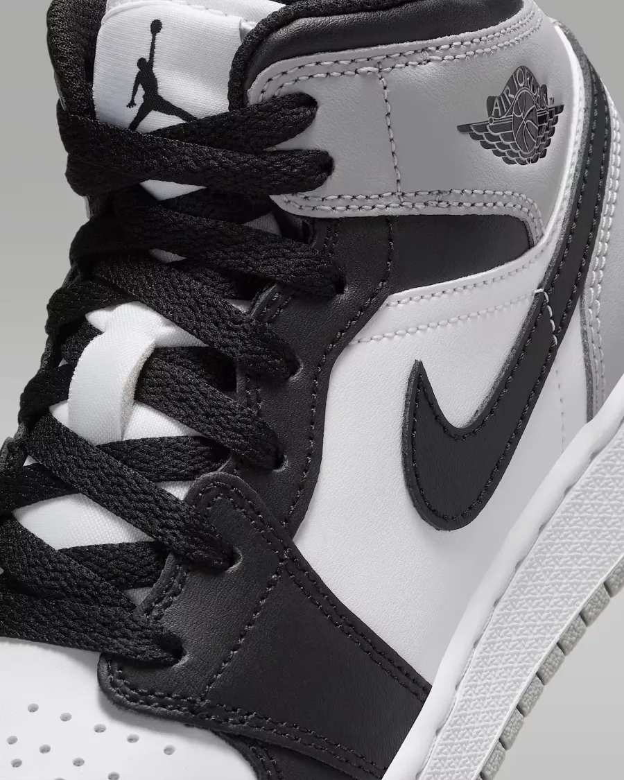 Кросівки Nike Air Jordan 1 Mid DQ8423-101