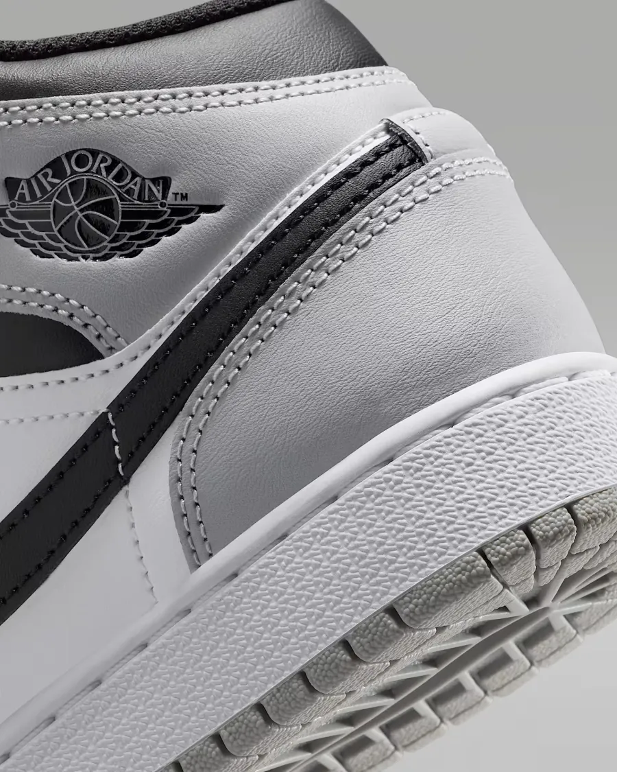 Кросівки Nike Air Jordan 1 Mid DQ8423-101