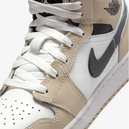 Кросівки Nike Air Jordan 1 Mid DQ8423-153
