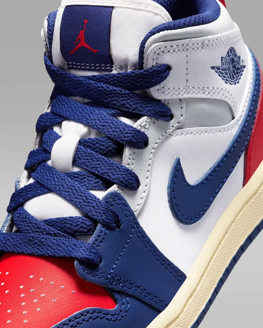 Кросівки Nike Air Jordan 1 Mid DQ8424-102