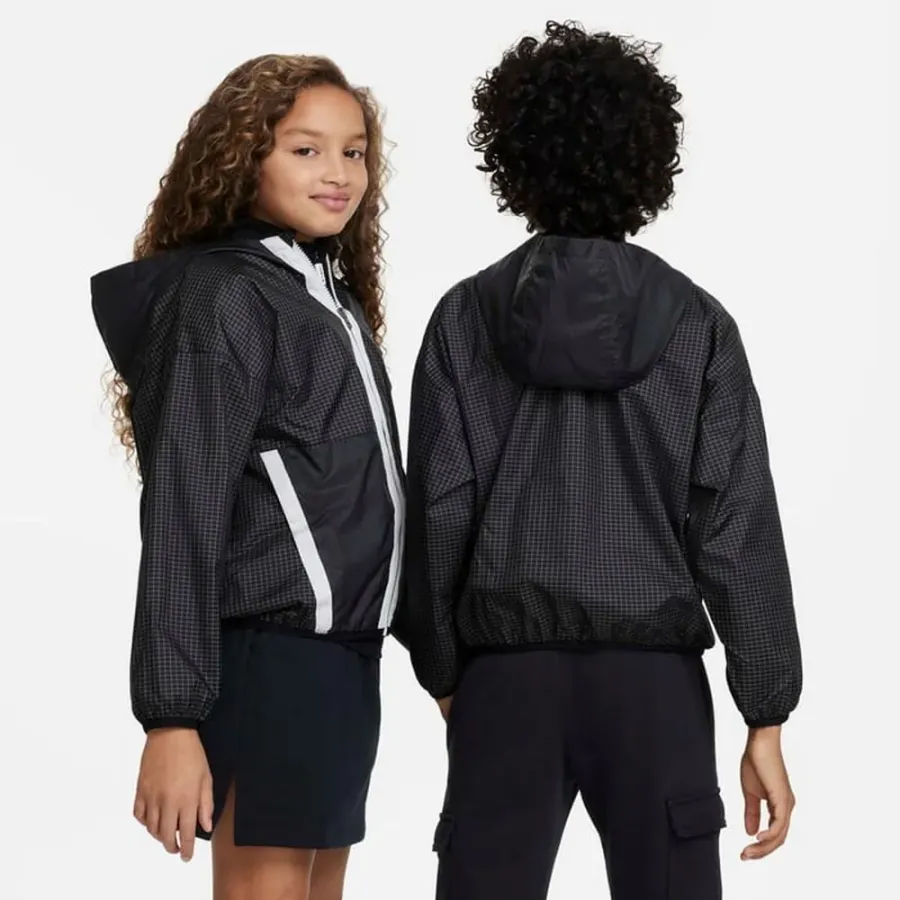 Куртка Nike Outdoor Play DQ8744-010