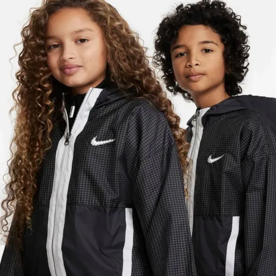 Куртка Nike Outdoor Play DQ8744-010