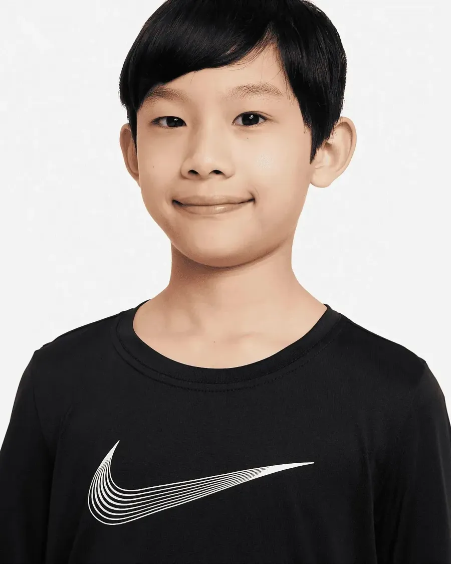 Лонгслів Nike Dri-FIT Long Sleeve Training Top Youth DQ8811-010