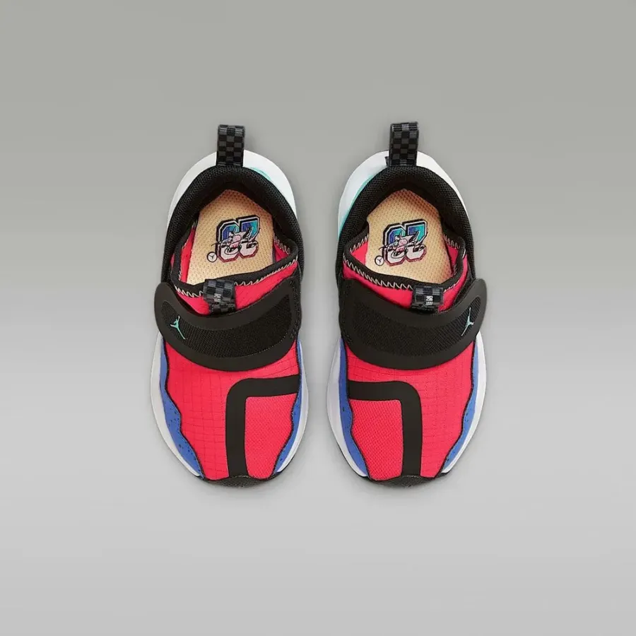 Кросівки Nike Air Jordan 23/7 DQ9294-030