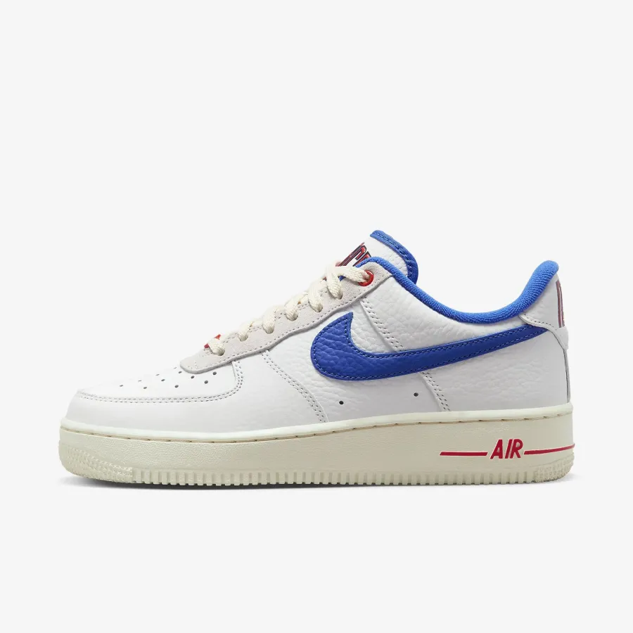 Кросівки Nike Air Force 1 '07 LX DR0148-100