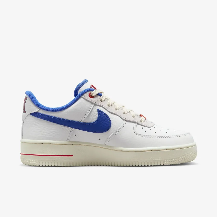 Кросівки Nike Air Force 1 '07 LX DR0148-100