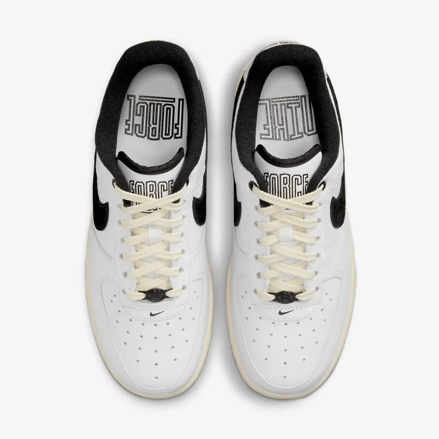 Кросівки Nike Air Force 1 '07 LX DR0148-101