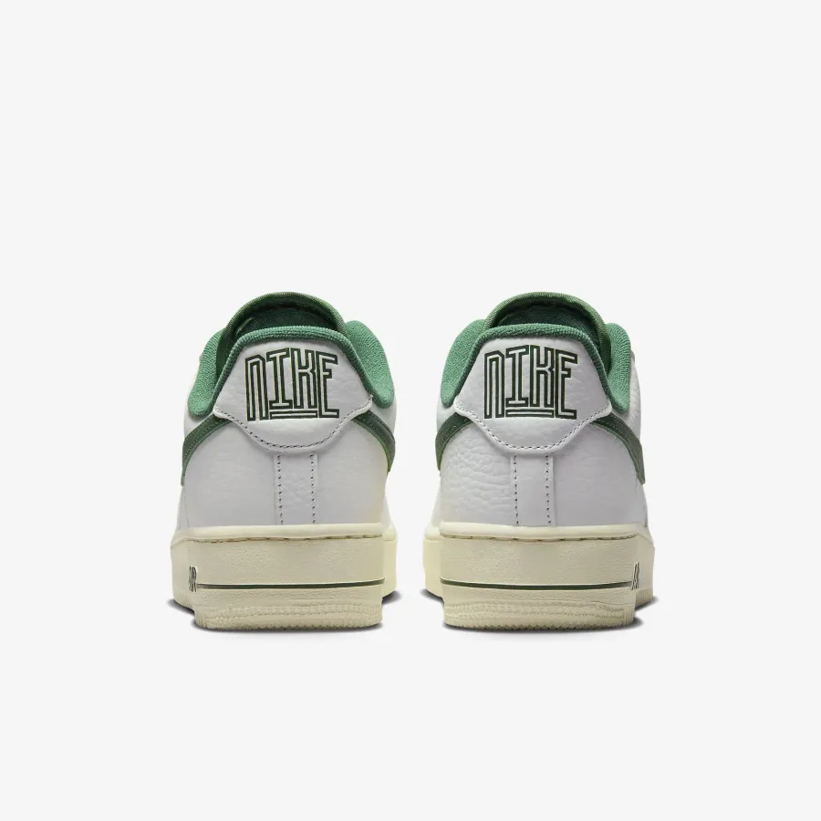 Кросівки Nike Air Force 1 '07 LX DR0148-102