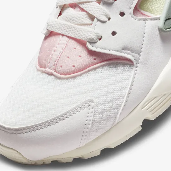 Кросівки Nike Air Huarache Run DR0163-100