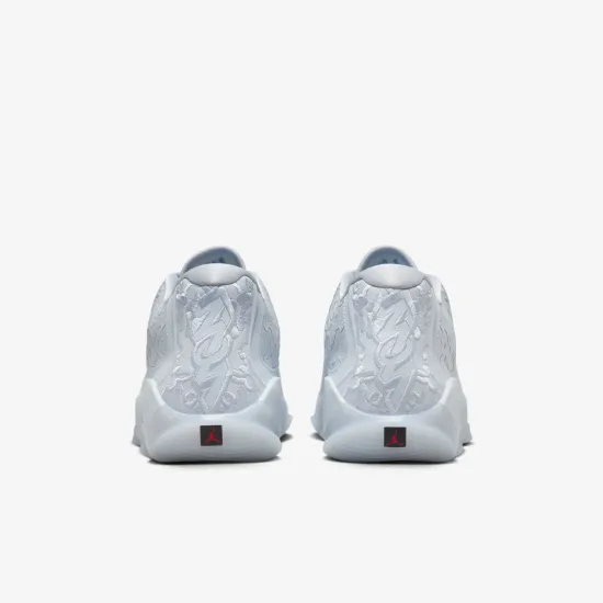Кросівки Nike Air Jordan Zion 3 DR0675-400