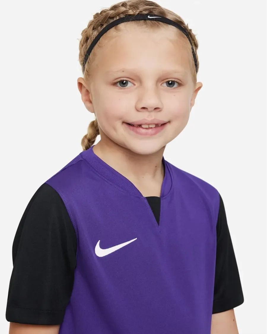 Футболка Nike Dri-FIT Trophy V DR0942-547