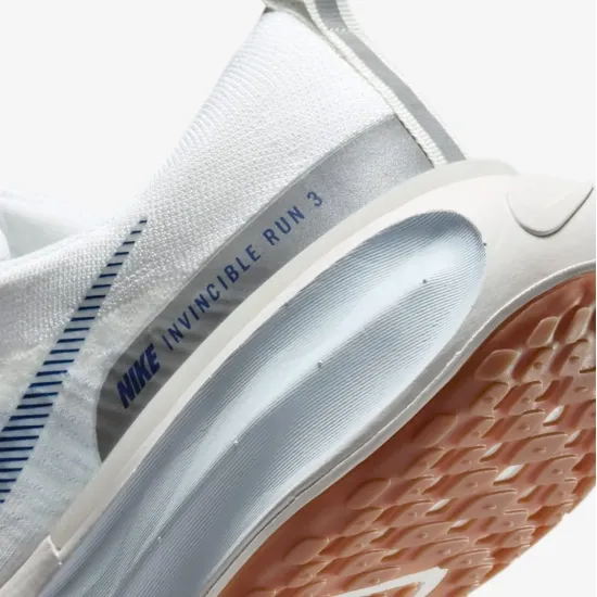 Кросівки Nike Invincible 3 Road Running DR2615-107