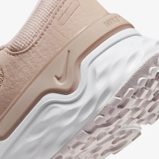 Кросівки Nike Renew Run 4 DR2682-600
