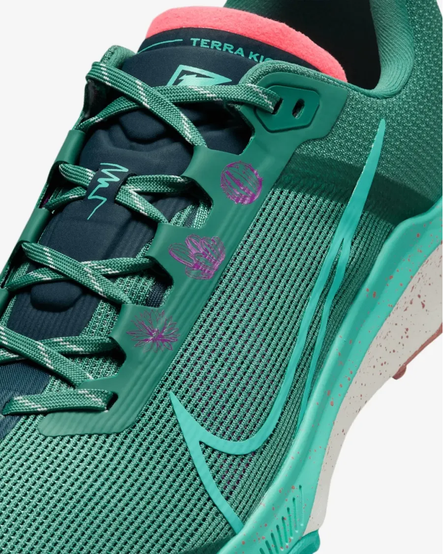 Кросівки Nike React Terra Kiger 9 DR2693-301
