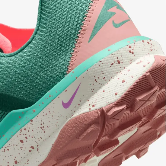 Кросівки Nike React Terra Kiger 9 DR2693-301