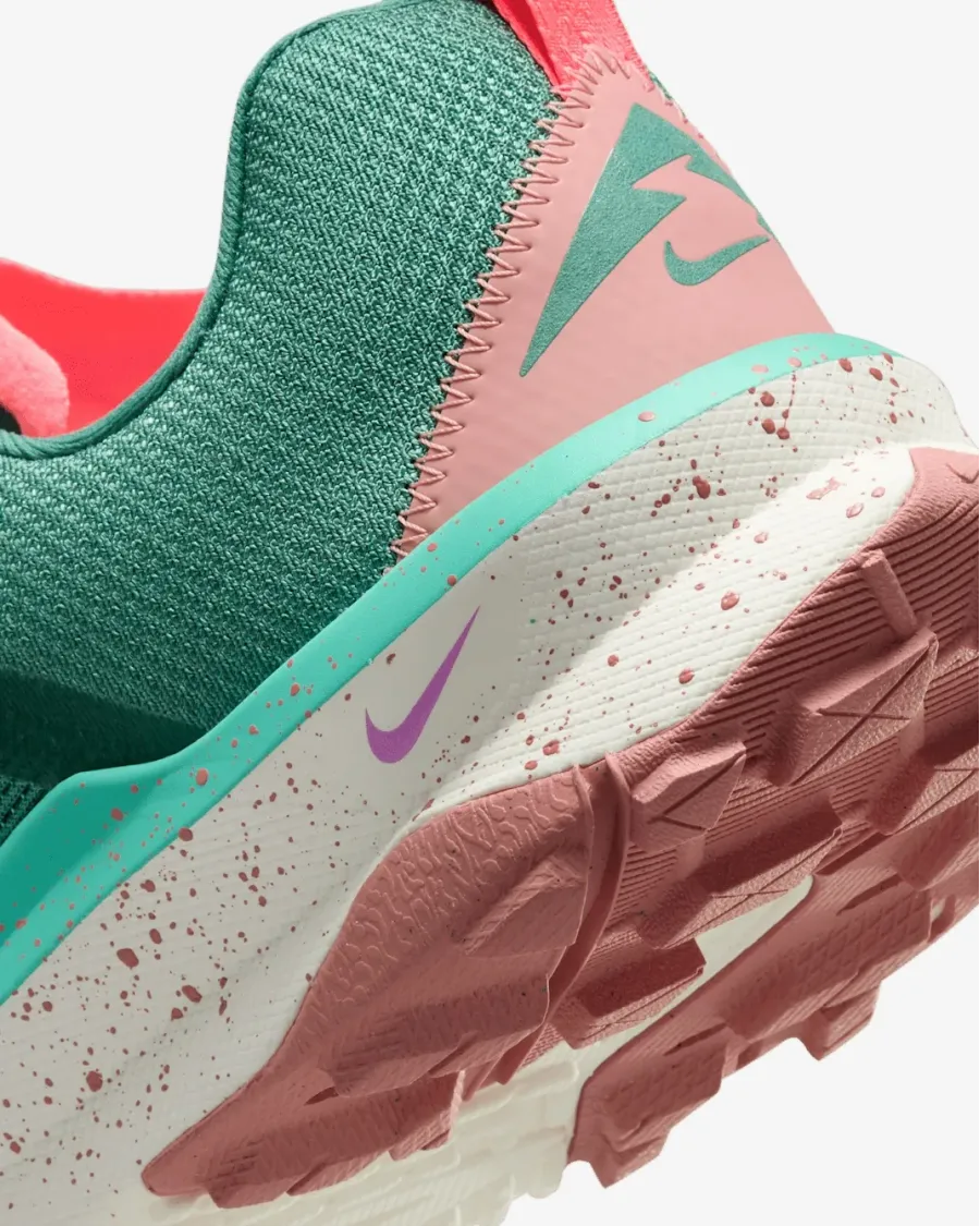 Кросівки Nike React Terra Kiger 9 DR2693-301