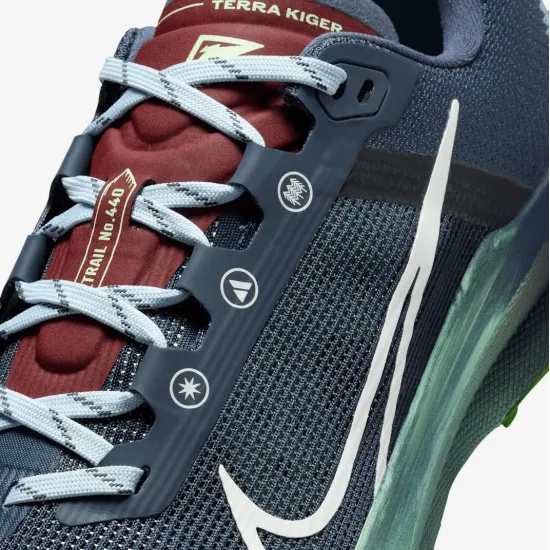 Кросівки Nike React Terra Kiger 9 DR2694-403