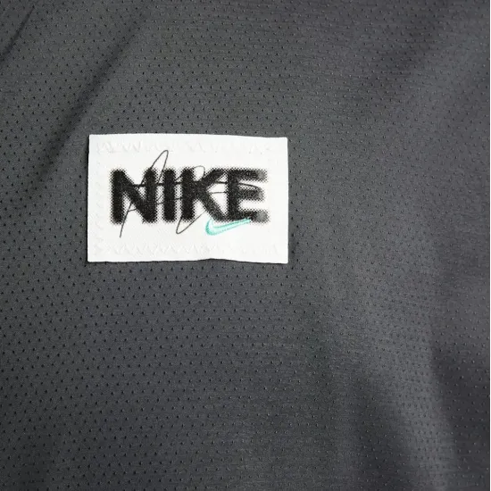 Куртка Nike Windrunner D.Y.E. Running DR2827-010