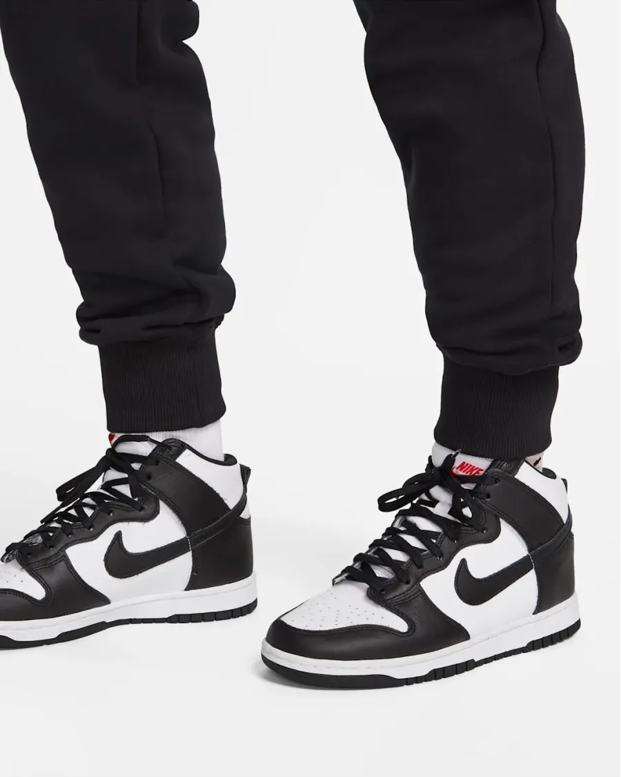 Штани Nike Sportswear Swoosh Fleece Joggers DR5615-010