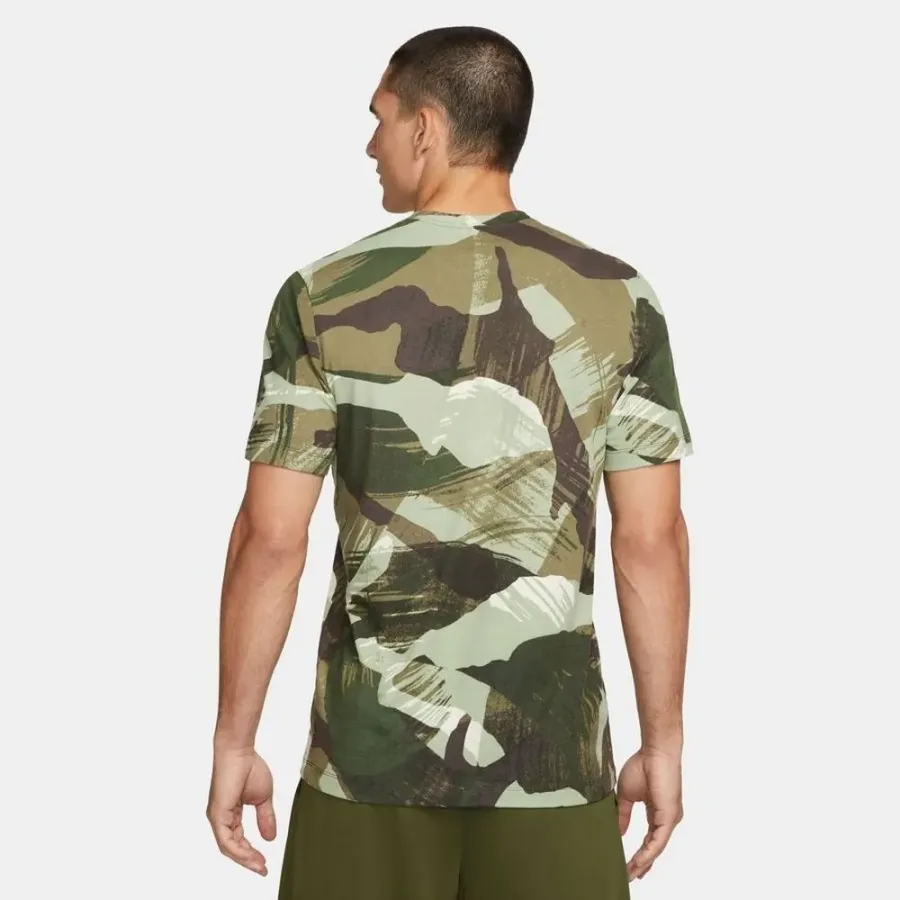 Футболка Nike Dri-FIT Tee Camo AOP DR7571-386