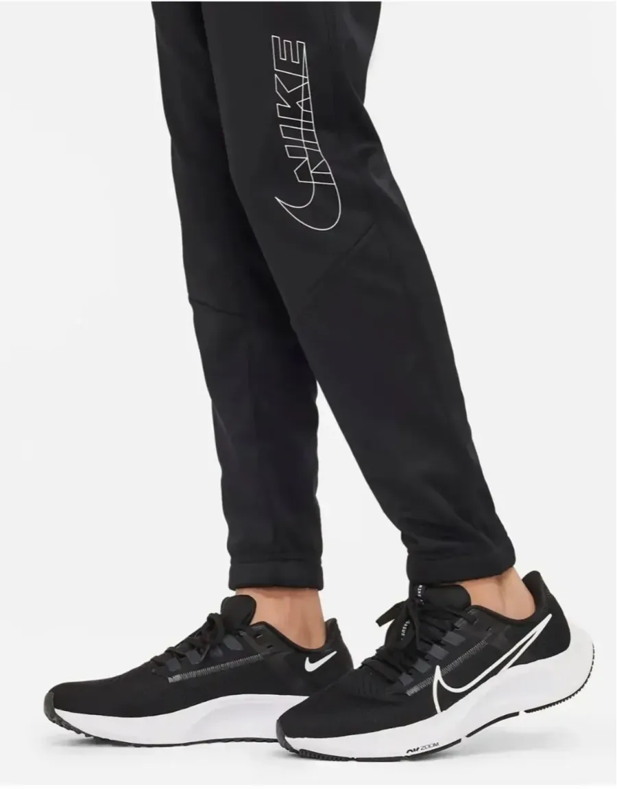 Штани Nike Therma-FIT Graphic Tapered Training Trousers DR8464-010