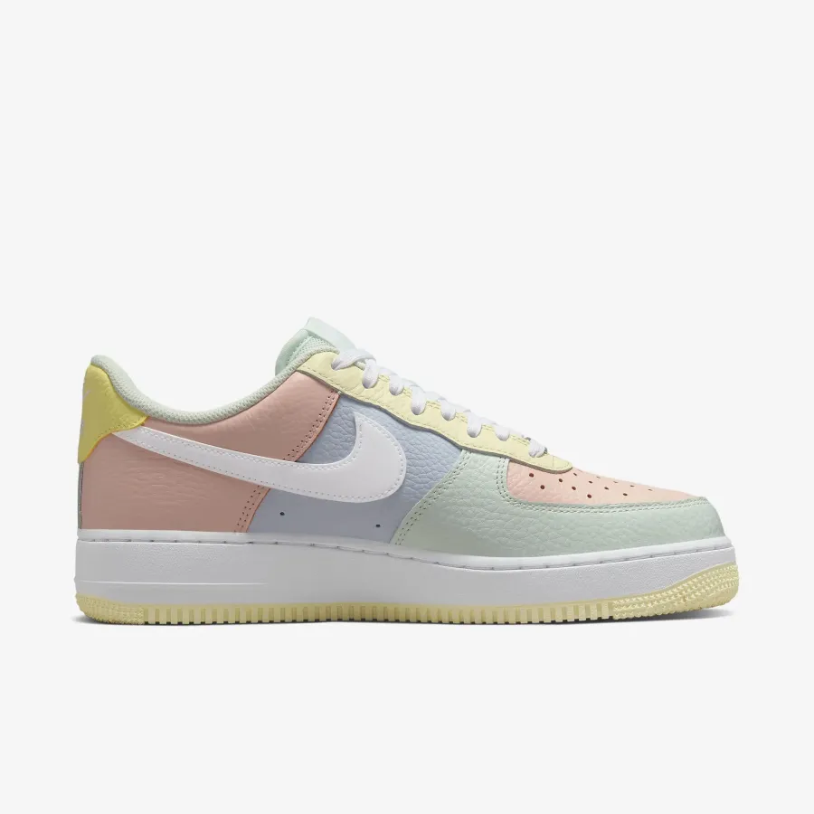 Кросівки Nike Air Force 1 '07 SN Easter DR8590-600