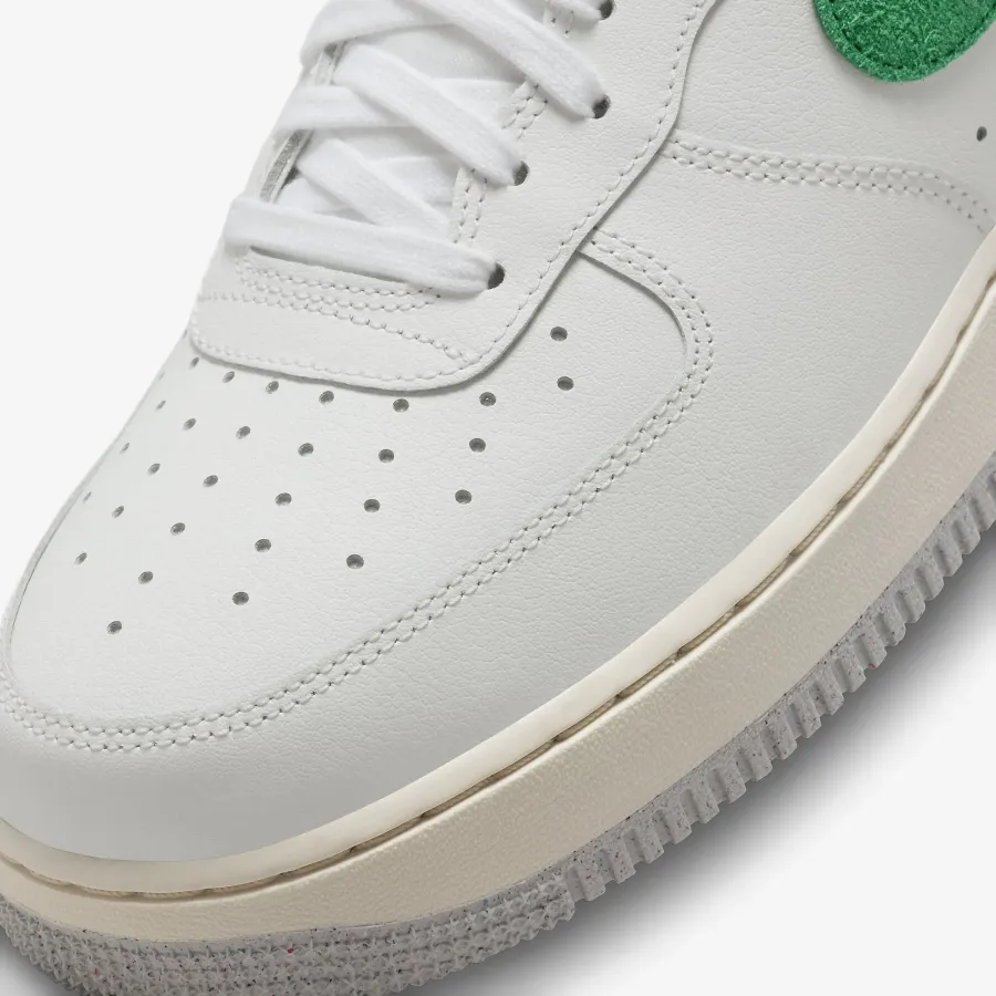 Кросівки Nike Air Force 1 '07 DR8593-100