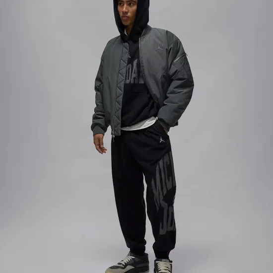 Штани Nike Sportswear Tech Essentials Unlined Commuter DR9101-010