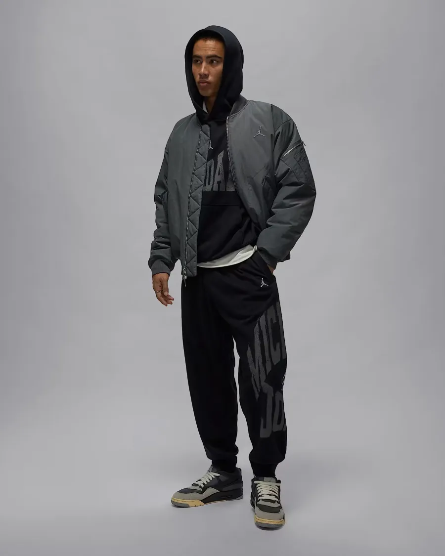 Штани Nike Sportswear Tech Essentials Unlined Commuter DR9101-010