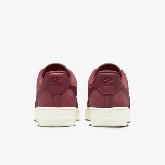 Кросівки Nike Air Force 1 Premium DR9503-600