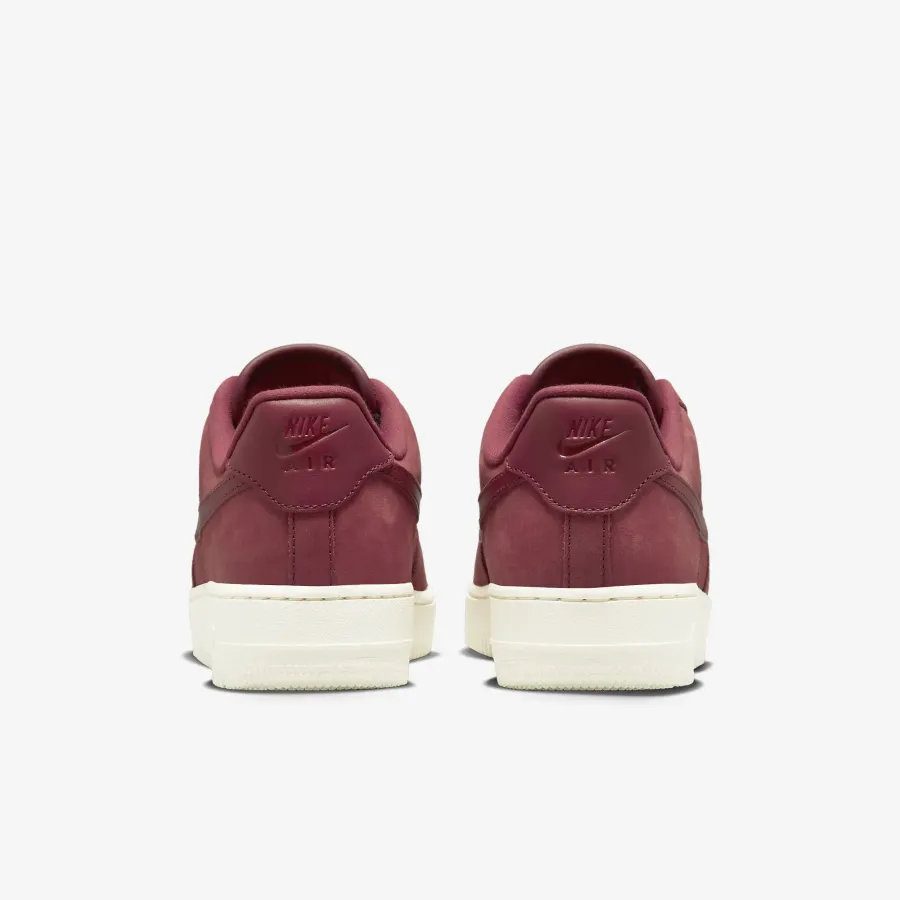 Кросівки Nike Air Force 1 Premium DR9503-600