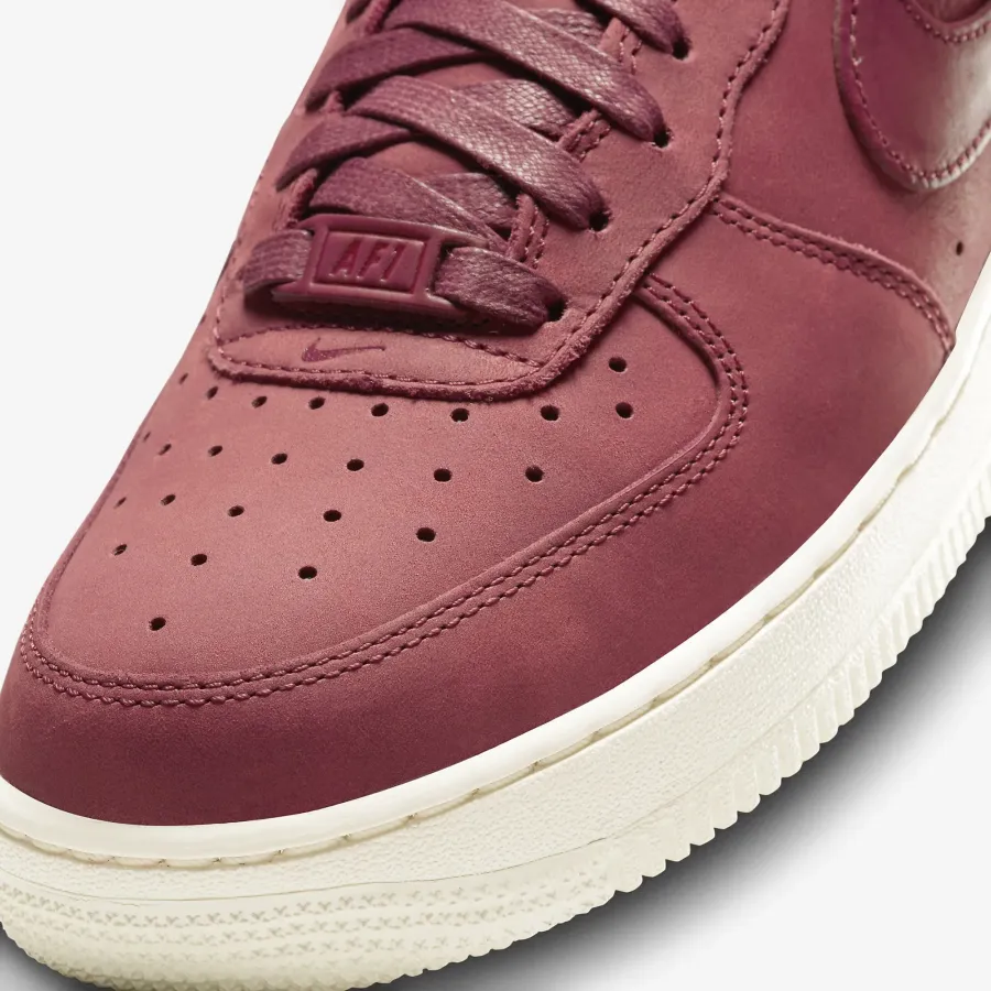 Кросівки Nike Air Force 1 Premium DR9503-600