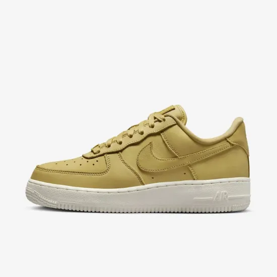 Кросівки Nike Air Force 1 Premium DR9503-700