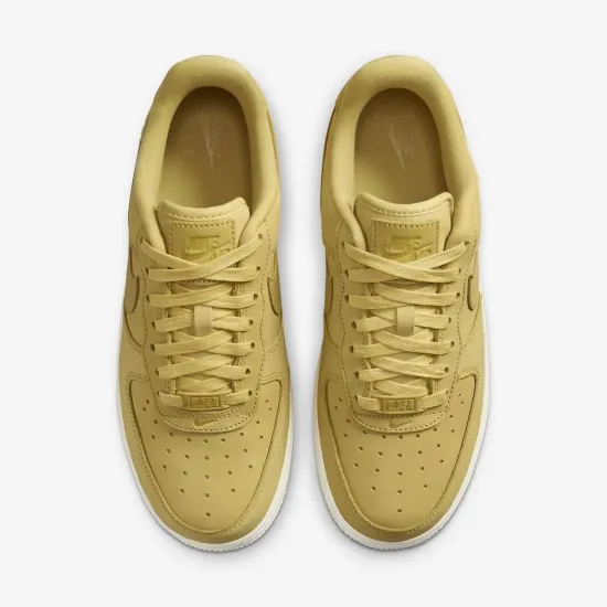 Кросівки Nike Air Force 1 Premium DR9503-700