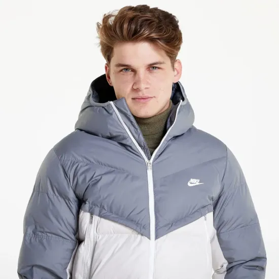 Куртка Nike Storm-Fit Windrunner DR9605-084