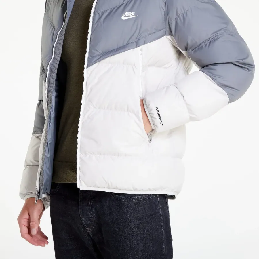 Куртка Nike Storm-Fit Windrunner DR9605-084