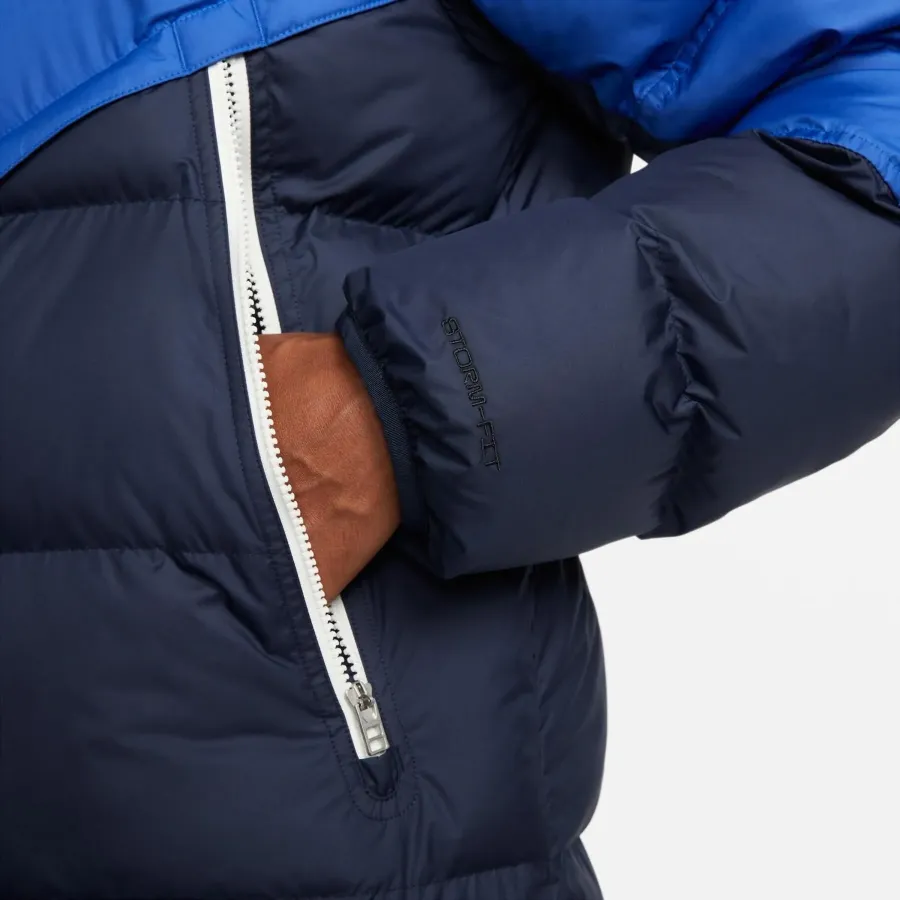Куртка Nike Storm-Fit Windrunner DR9605-480