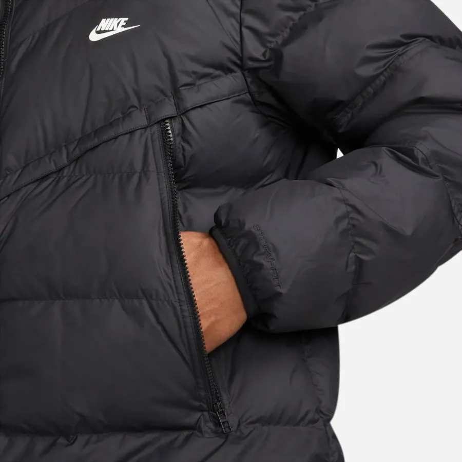 Куртка Nike Sportswear Storm-FIT Windrunner HD DR9609-010