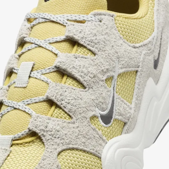 Кросівки Nike Tech Hera DR9761-700