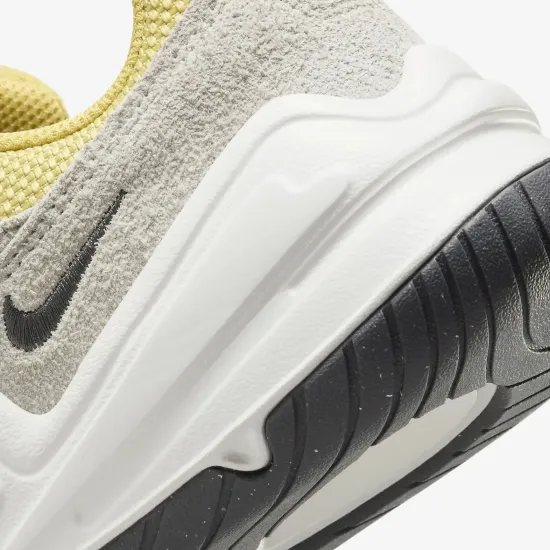 Кросівки Nike Tech Hera DR9761-700
