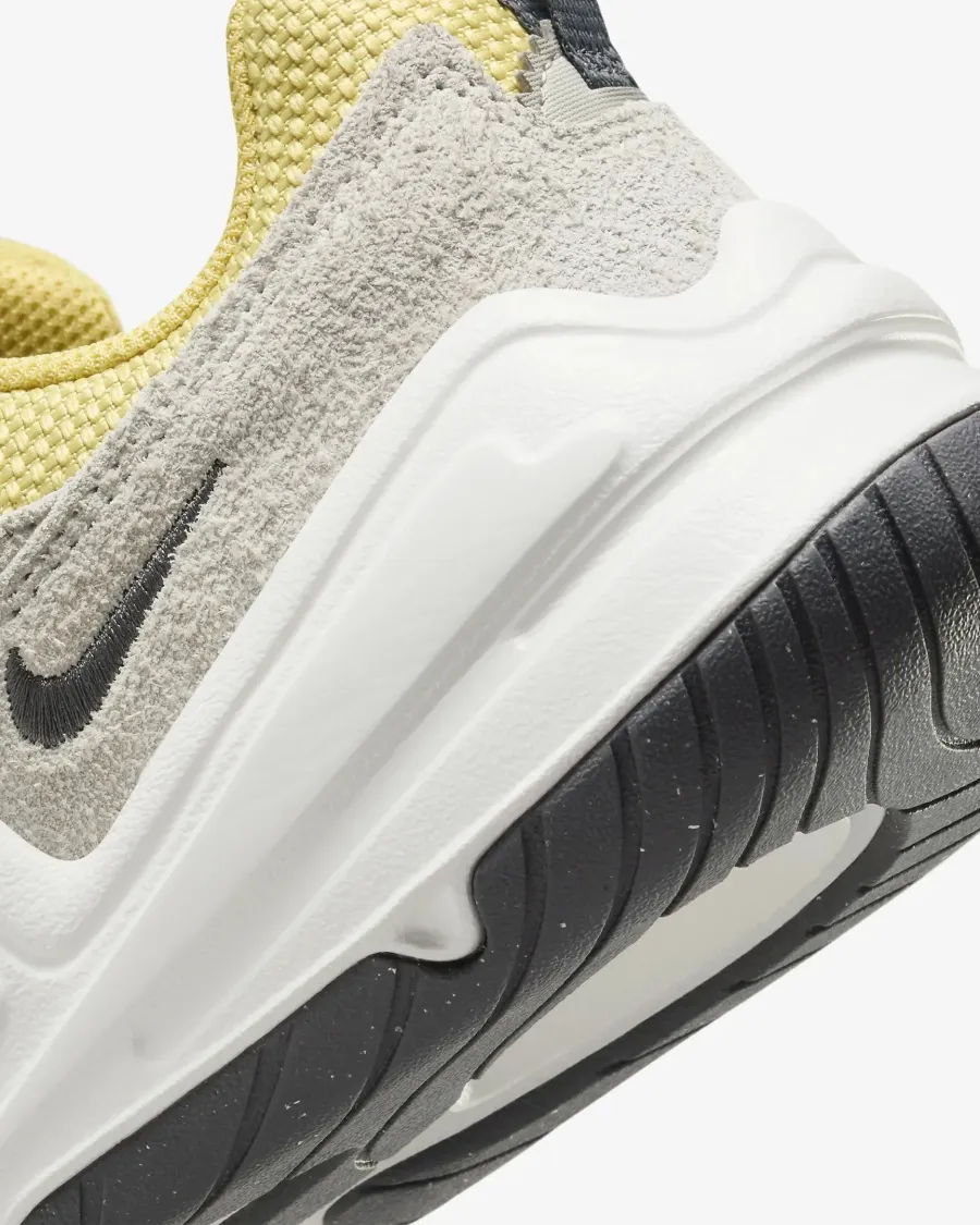 Кросівки Nike Tech Hera DR9761-700