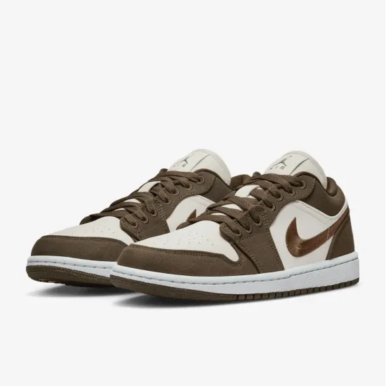Кросівки Nike Air Jordan 1 Low SE DV0426-301