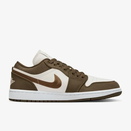 Кросівки Nike Air Jordan 1 Low SE DV0426-301