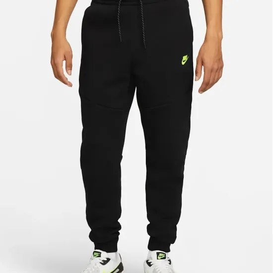 Спортивні штани Nike Sportswear Tech Fleece Joggers DV0538-010