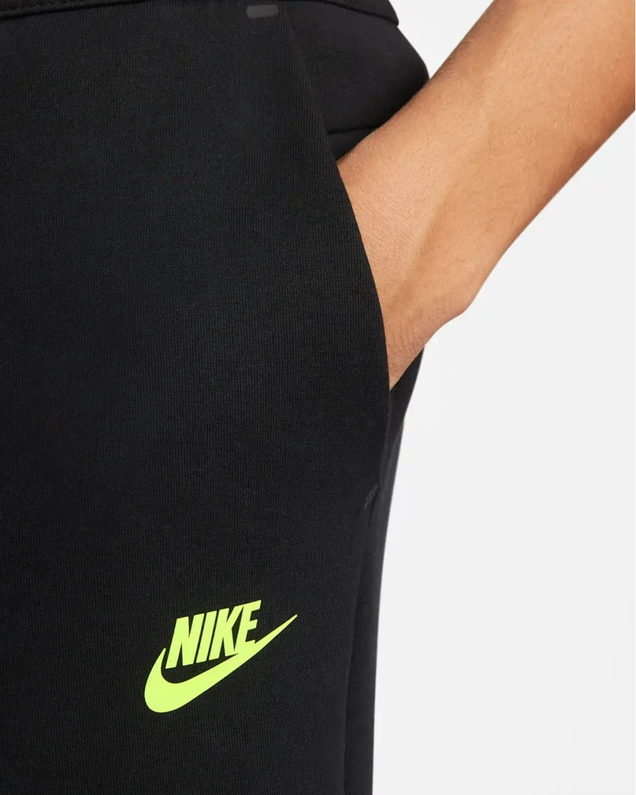 Спортивні штани Nike Sportswear Tech Fleece Joggers DV0538-010