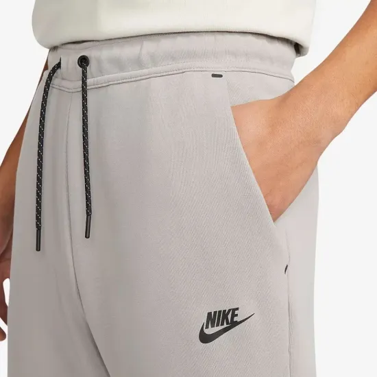 Спортивні штани Nike Sportswear Tech Fleece Joggers DV0538-016