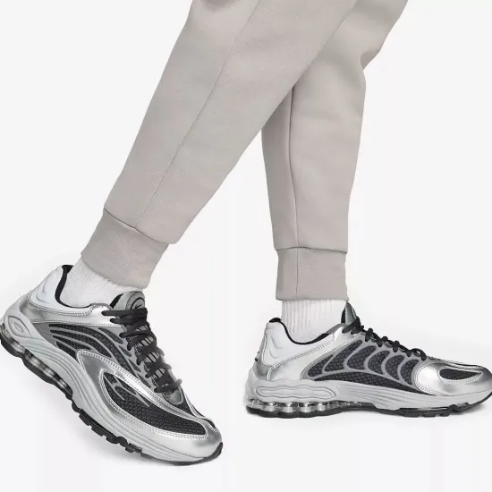 Спортивні штани Nike Sportswear Tech Fleece Joggers DV0538-016