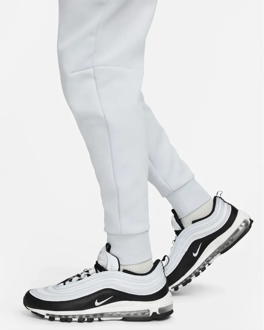 Спортивні штани Nike Sportswear Tech Fleece Joggers DV0538-043